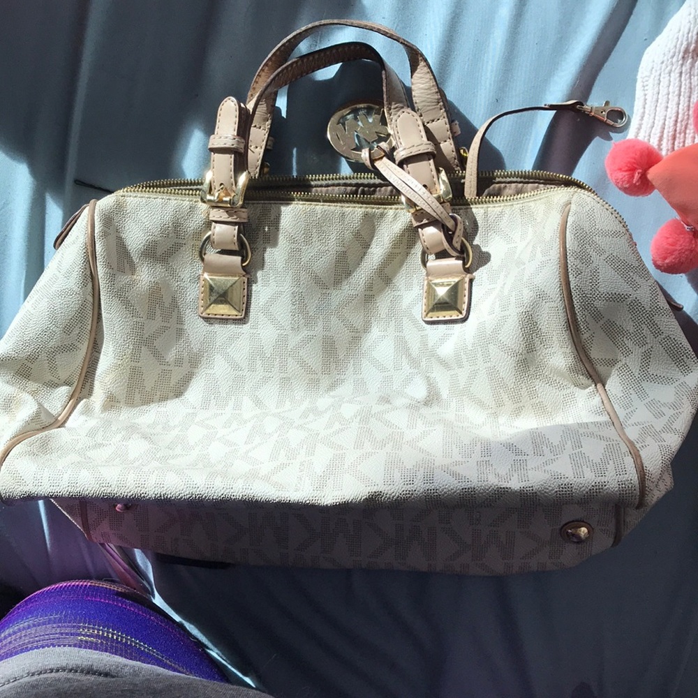 MICHAEL KORS PURSE( READY TO SHIP)